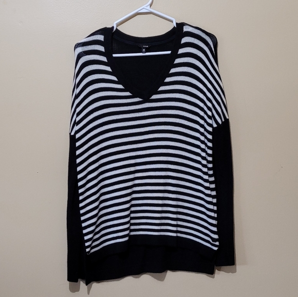 Hurley Striped Drop Shoulder Sweater - Picture 5 of 5